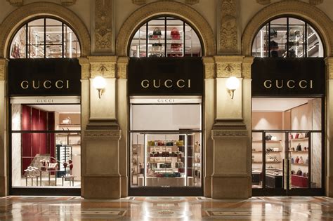 store gucci milano|gucci outlet in milan.